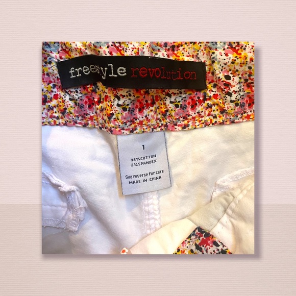 Freestyle revolution white shorts - Picture 3 of 5